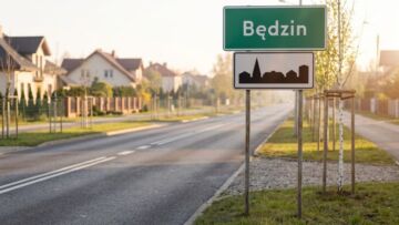 Racibórz: zderzenie przy pasach, ranna 71-latka