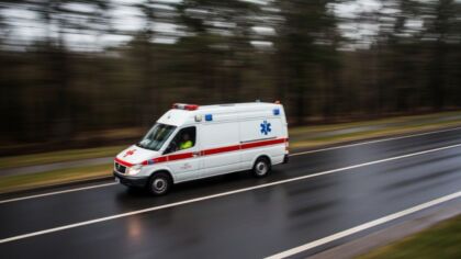 Rydułtowy: 3-latek wypadł z okna na 4. piętrze